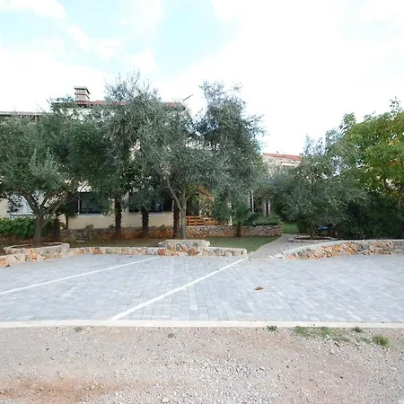 Apartment Divna