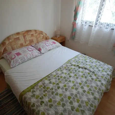 Divna Apartment Njivice
