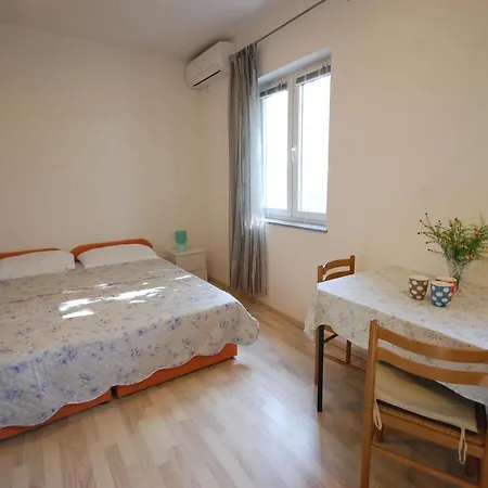 Apartment Divna *